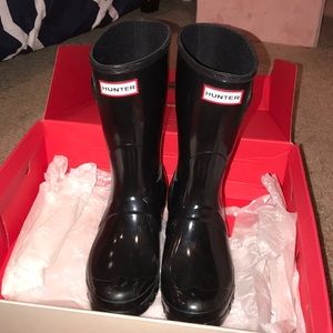 Short Gloss Hunter Boots Size 8